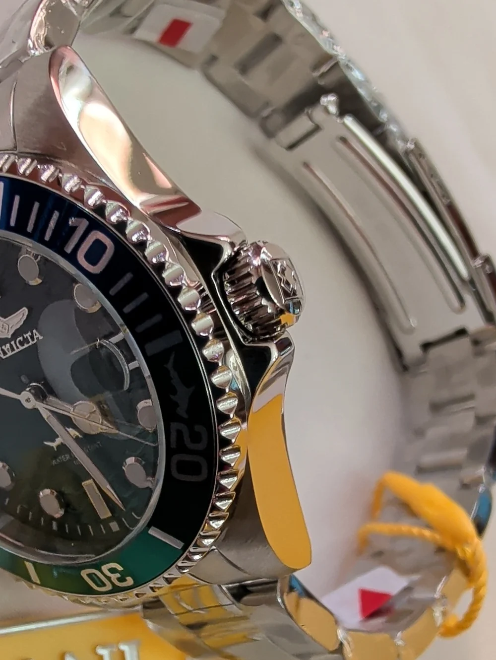 NWT Women's Invicta Pro Diver Stainless Steel Watch – Green Dial & Bezel 34mm